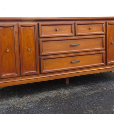 Dixie Mid Century Modern Long Dresser Sideboard Credenza Media Console 3735