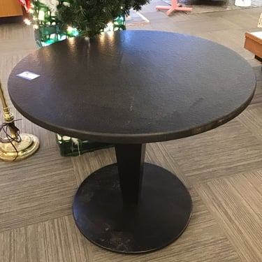 Metal Cafe Table (Seattle)
