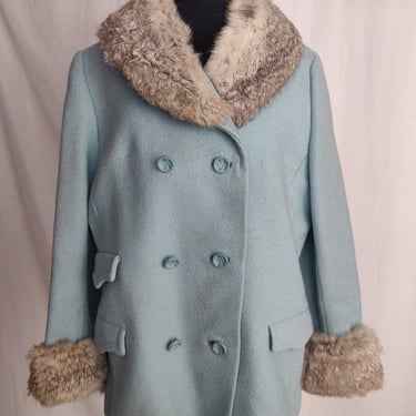 Vintage Baby Blue Wool Coat with Fur Collar // Double Breasted 