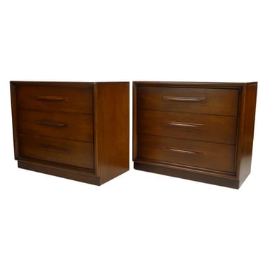 Pair of Broyhill Emphasis Chests