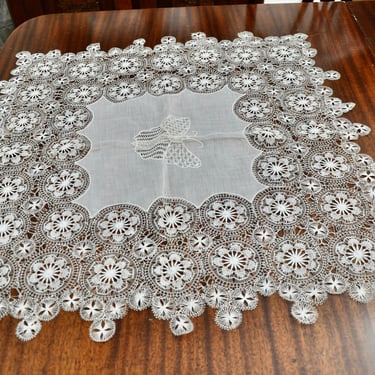 Antique Handmade Tenerife Lace Table Topper Tablecloth Table Centerpiece 25” X 25” Rare Pristine One-of-A-Kind Wedding Gift Collectible 