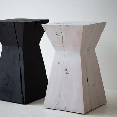 Sculpted Stump Table - The Sol 