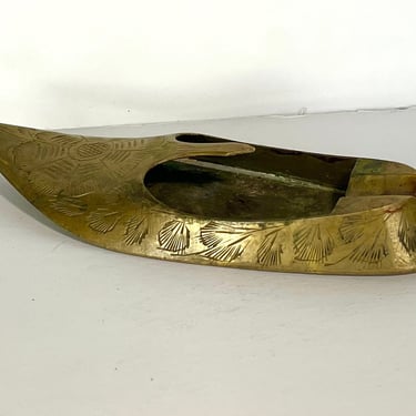 Brass Shoe Ashtray,  Made In India Ashtray, Brass Embossed Shoe, Brass Home Decor, Mid Century Home Decor, Shoe Astray, Recreation Astray 