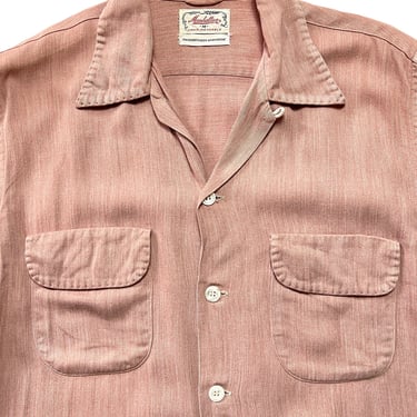 Vintage 1950s MANHATTAN Rayon Gabardine Sport Shirt ~ size S to M ~ Loop Collar / Flap Pockets ~ Gab ~ Pink 