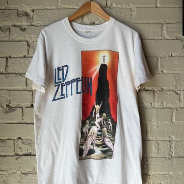 Small Med, 1980s Vintage Led Zeppelin Houses of Holy T-shirt, Rock 