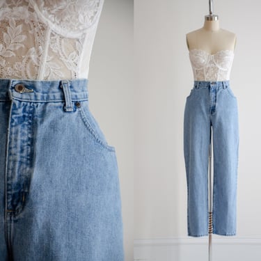straight leg jeans | 90s vintage faded relaxed fit high rise mom jeans 31x30 