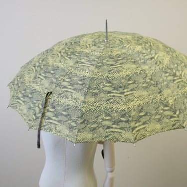 1940s Yellow Snake Skin Print Umbrella with Wooden Handle 