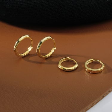 E131 18k gold hoop earrings, gold earrings, small hoop earring, huggie earrings, gift for her, huggie hoop, minimalist earrings, dainty hoop 