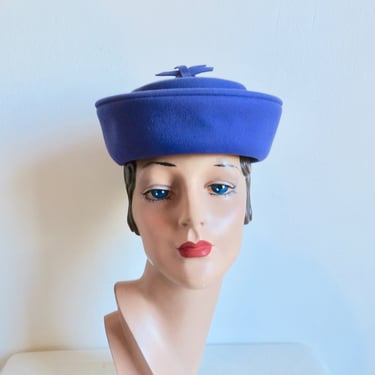 Vintage 1960's Periwinkle Felt Pillbox Breton Style Toque Hat Mod 60's Millinery Stetson 5th Avenue Size 22.5 