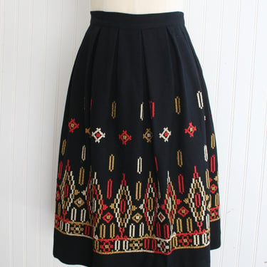 1960s - Pleated Waist - Wool - Embroidered - Pin Up - Rockabilly - 25