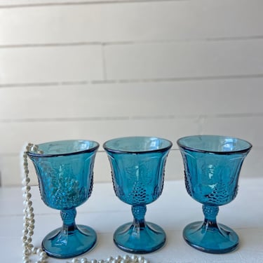 Vintage Dark Blue Indiana Glass Harvest Wine Glasses, Water Glasses, Goblets // Vintage Blue Glasses // Perfect Gift 