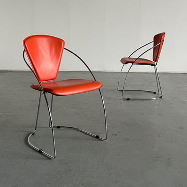 1 of 2 Postmodern Orange Dining Chairs in the Style of Linda Chair by Arrben, Faux Leather and Chromed Steel, 1990s Italy 