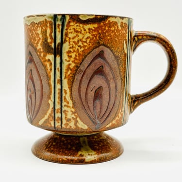 Mid Century Modern Stoneware Earth Pottery Coffee / Tea Mug Leaf Design by LeChalet