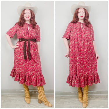 1970s Vintage Homemade Maroon Paisley Ruffle Dress / 70s / Seventies Floral Zipper Front Swing Dress / Size Large - XL 