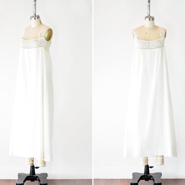 Edwardian Cotton Chemise Med / White Cotton Maxi Dress / Antique Crochet Lace Dress  / Full A Line Cotton Dress / Crochet Yoke Dress Medium 