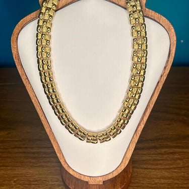 Vintage Napier Link Necklace Gold Tone Textured Links Choker Signed Jewelry 