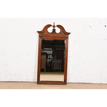 Baker Furniture Style Georgian Carved Mahogany Framed Wall Mirror