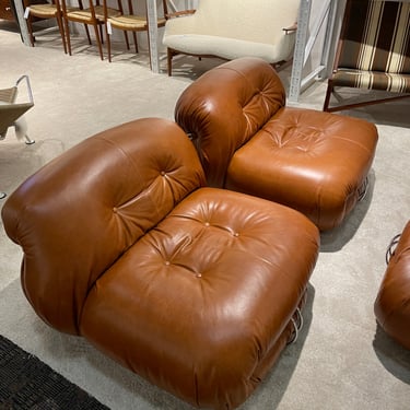 Italian Leather 'Soriana' Sofa by Afra and Tobia Scarpa for Cassina 1970s