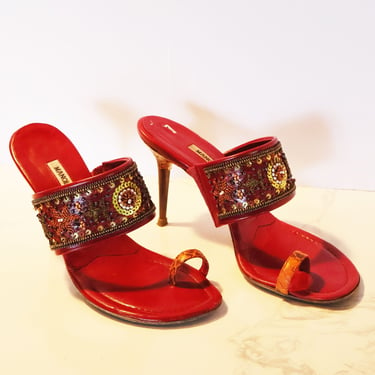 Vintage Manolo Blahnik Red + Orange Snakeskin Rapis Beaded Water Snake Toe Strap Heels sz 37.5 7 7.5 Y2K 