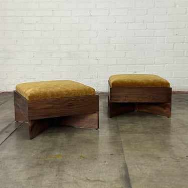 Cobán Ottomans - Pair 