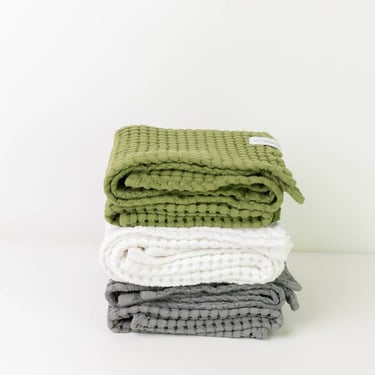 Airy Waffle Hand Towel (multiple colors)