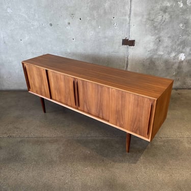 Danish Modern Teak Credenza By H.P Hansen For Randers