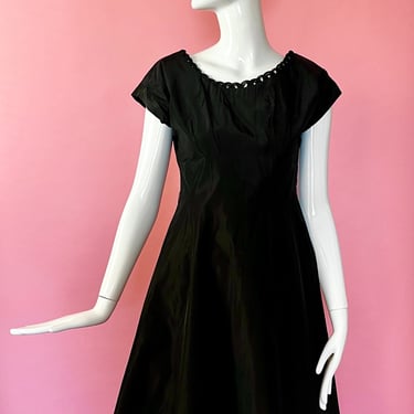 Xs/S 1950s Leslie Fay Original New Look Black Dress 
