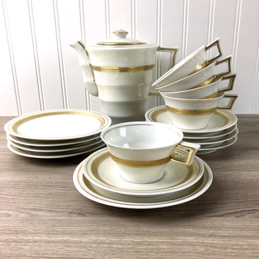 Theodore Haviland 16 piece dessert set - teapot, cups, saucers, side plates - Pate Ivoire - 1930s vintage 