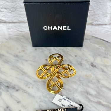 Chanel Vintage 1997 Brooch