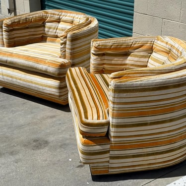 Vintage Swivel Chairs by Milo Baughman - Circa 1960s 