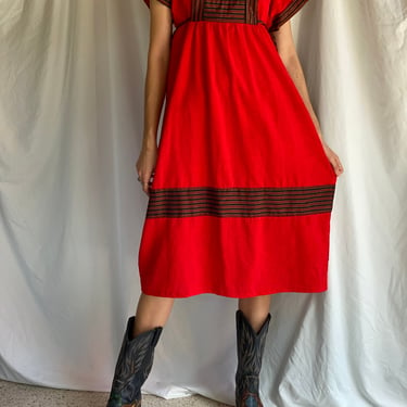 Vintage Tunic Dress / 70s Red Embroidered Tunic Dress / Haute Hippie /  Summer Dress 