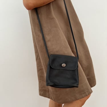 Vintage Petite Black Leather Shoulder Bag