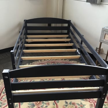 Safe & Sophisticated Twin Bed (Seattle)