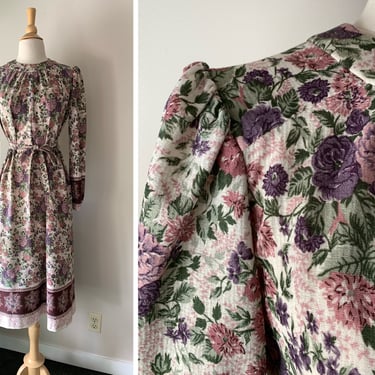 Vintage 1970s Purple Floral Border Print Dress | Size M/L 