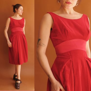 Vintage 50s Velvet Cocktail Dress/ 1950s Sleeveless New Look Holiday Dress/ Size Small 