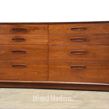 Refinished Henredon Circa 60’s Walnut Dresser 