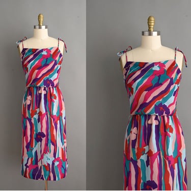 vintage 1970s Dress | Vintage Colorful Abstract Print Sun Dress | Small 
