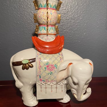 Chinese Export Porcelain Elephant Candle Holder 
