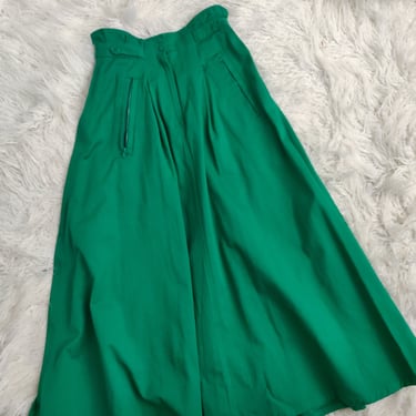 Vintage 90s Kelly Green Denim Skirt // A Line Paperbag Skirt with Pockets 