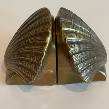 Mid-20th Century Vintage PMC Brass Clamshell Bookends - Pair 