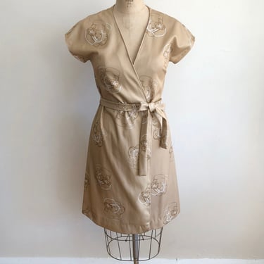 Tan Art Deco Lady Print Wrap Dress - 1970s 