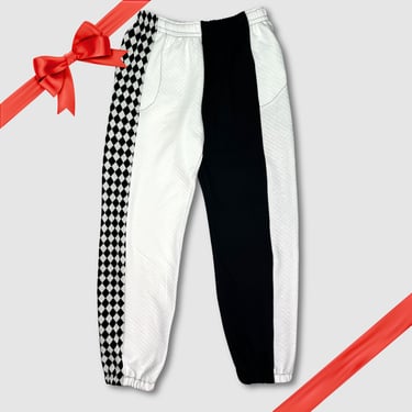 in-stock holiday - SIZE: L/XL - black + white 'color block' joggers