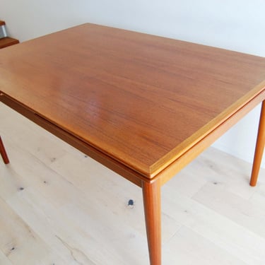 Danish Modern Teak Rectangular Expandable Dining Table with 2 Leaves Hornslet Mobelfabrik Made in Denmark 