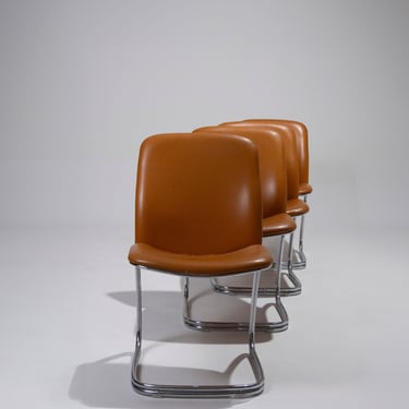 SET DE 4 CHAISES EN SKAI ORANGE, 1970s