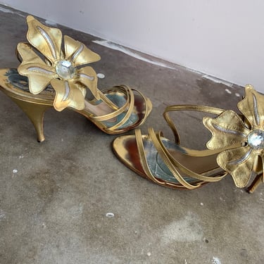 Vintage Beverly Feldman Gold and Silver Flower Heel 