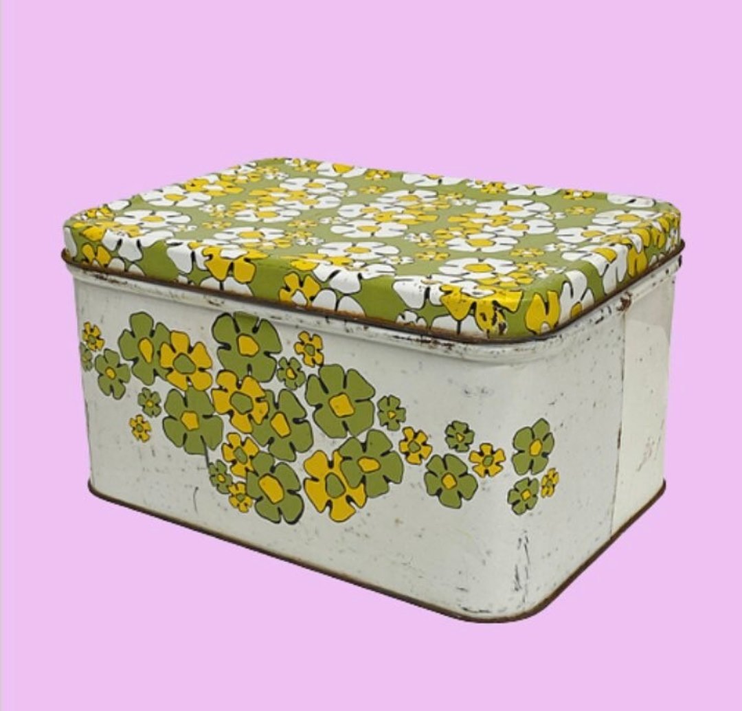 Vintage mid century fashion modern Bohemian porcelain lotus flower storage box