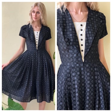 1950s Cotton Dress / Tuxedo Vintage Fifties Dress / Cotton Print Day Dress / Secretary Dress / Nipped Waist / Black and White Printed Dress 