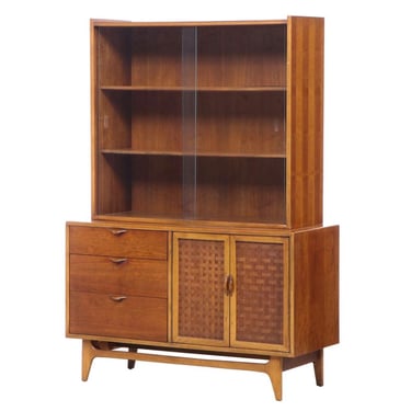 Free Shipping Within Continental US - Vintage Mid Century Modern Solid Walnut and Oak Credenza Hutch Warren Church For Lane Perception 