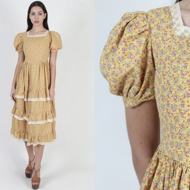 Homemade Old Country Folk Dress, Vintage Western Floral Tiered Lace Skirt, 70's Womens Cottage Homespun Mini Midi 