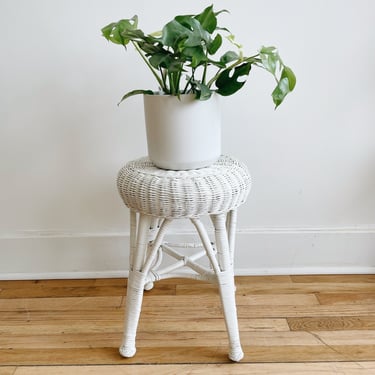 White Wicker Plant Stand Stool